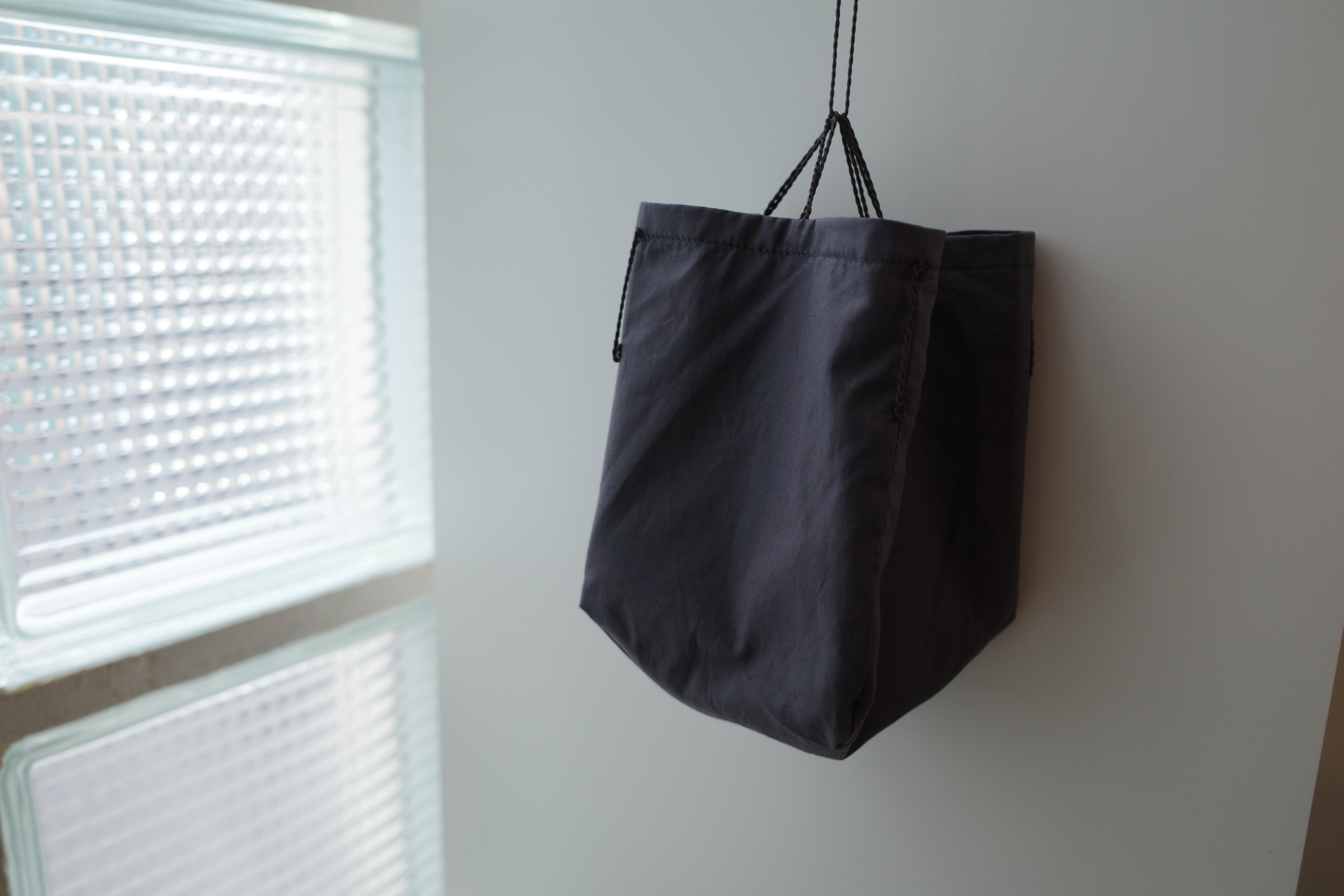 Cotton Poplin Adjustable Pouch Bag